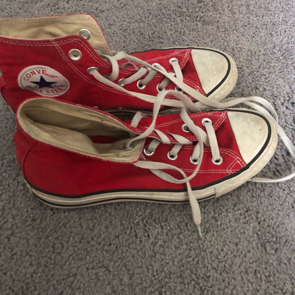 Wo 8/Men 6 Red Converse